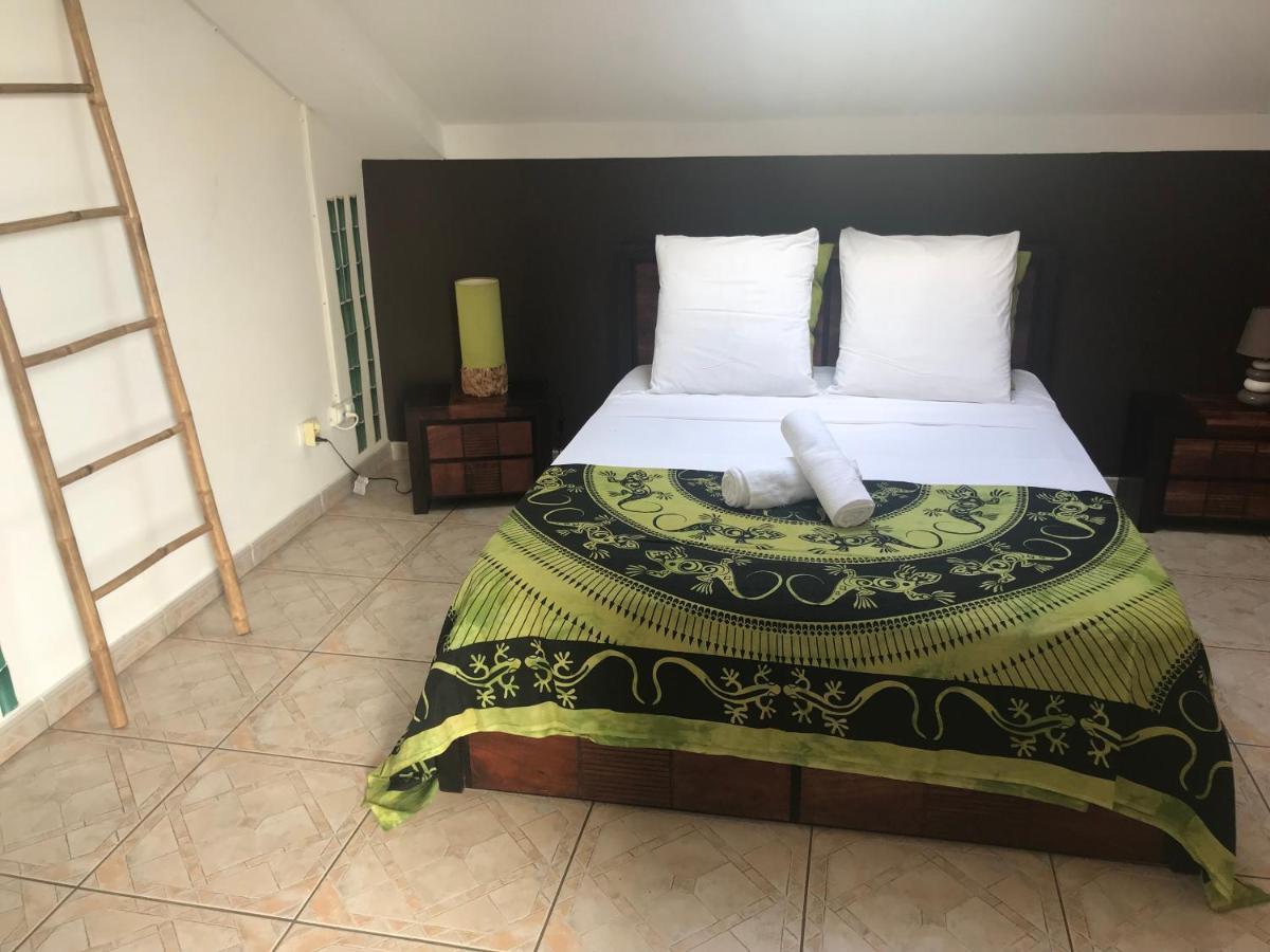 Le Repos D'Or Apartment Manapany-les Bains ภายนอก รูปภาพ